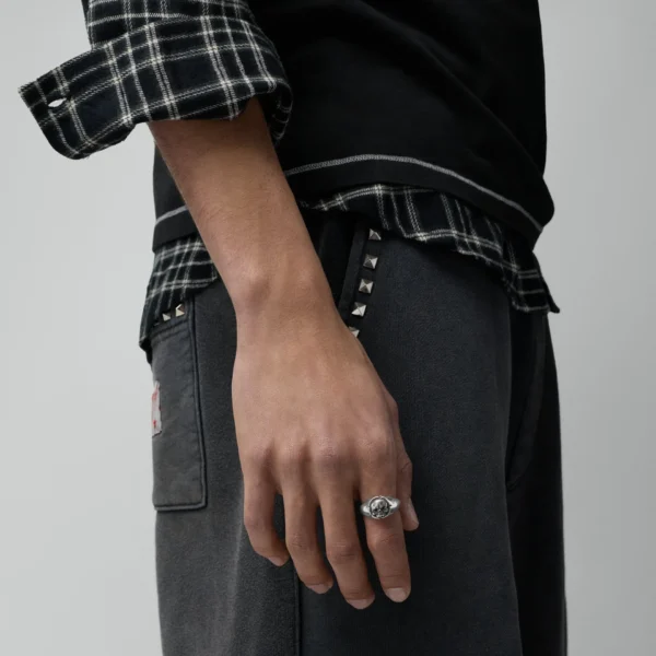 Twojeys Skull Signet Ring