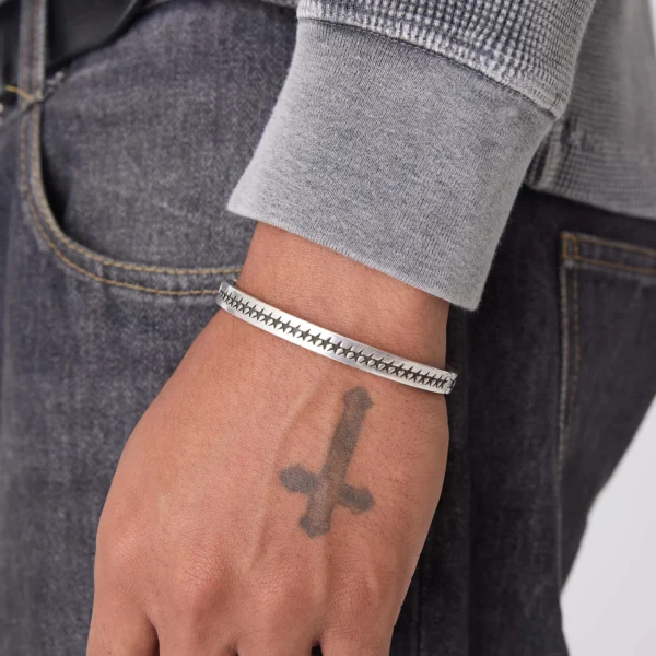 Twojeys Icon Stars Closed Bangle